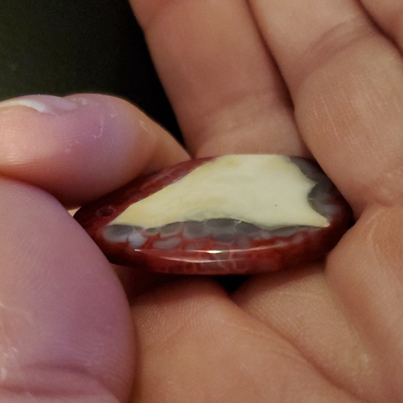 New Red Dragon Veins Agate Pendant. - Picture 7 of 10